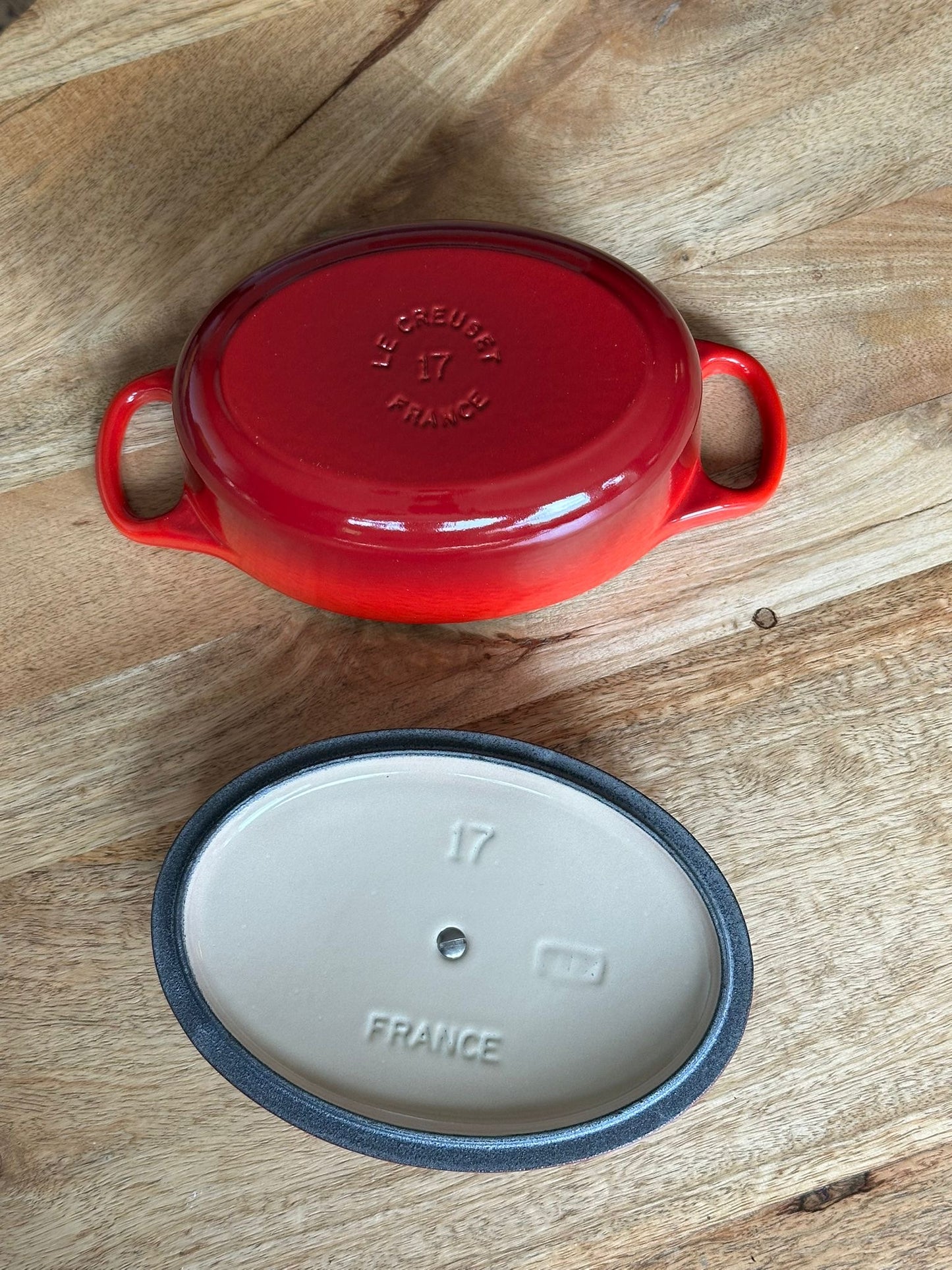 Le Creuset gietijzeren braadpan 17 cm – Cerise (ovaal)